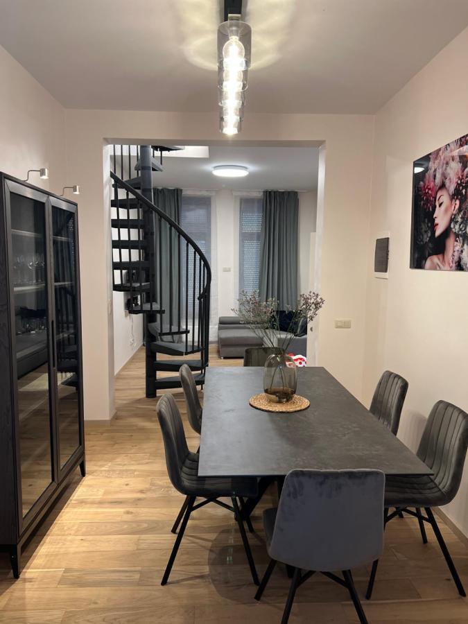Exclusive Two-Level Apartment With Private Terrace On The Canal Брюссель Екстер'єр фото