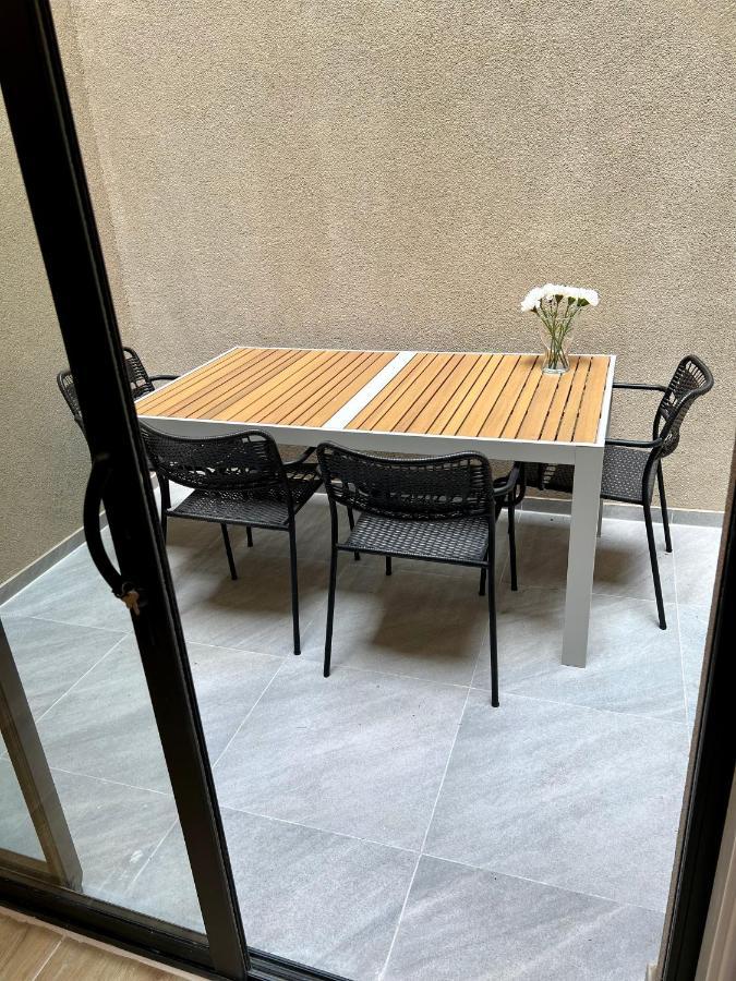Exclusive Two-Level Apartment With Private Terrace On The Canal Брюссель Екстер'єр фото